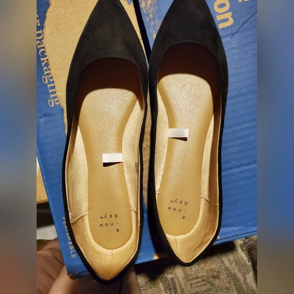 A new day black suede flats - Picture 1 of 2